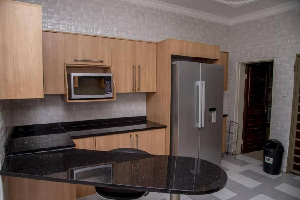 Royal Villa Suites Lusaka Exterior foto